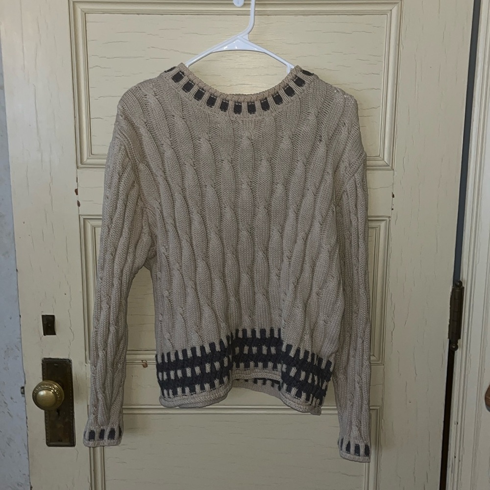 Liz and Co. sweater